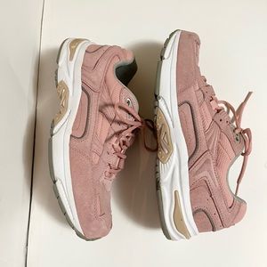 Vionic sneakers shoes  Barbiecore women size 8.5 mauve pink